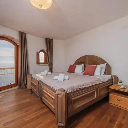 Pietra Mare Petrovac