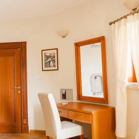 Pietra Mare 4*