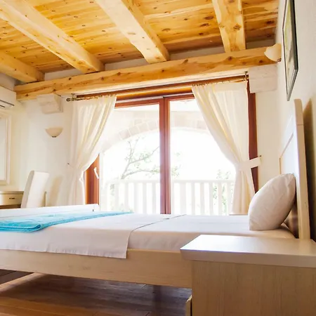 Pietra Mare Motel 4*