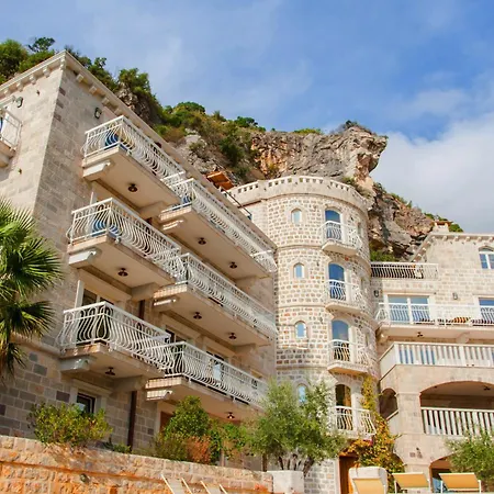 Pietra Mare Petrovac