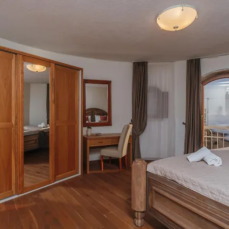 Pietra Mare Motel 4*
