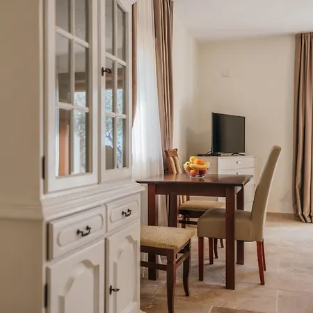 Pietra Mare Motel
