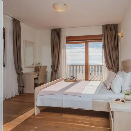 Pietra Mare Motel 4*